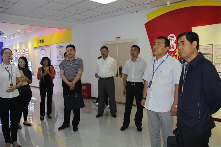 构建协调劳动关系，，，，，，共享企业文化建设
