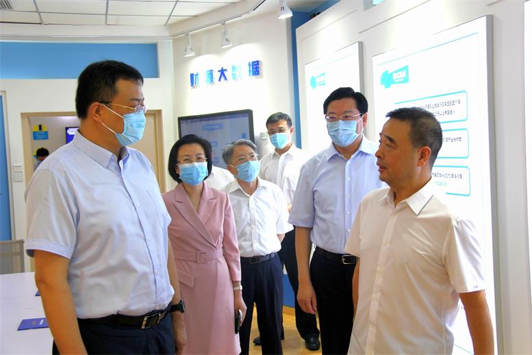 副省长高涛莅临赢咖娱乐信息视察调研